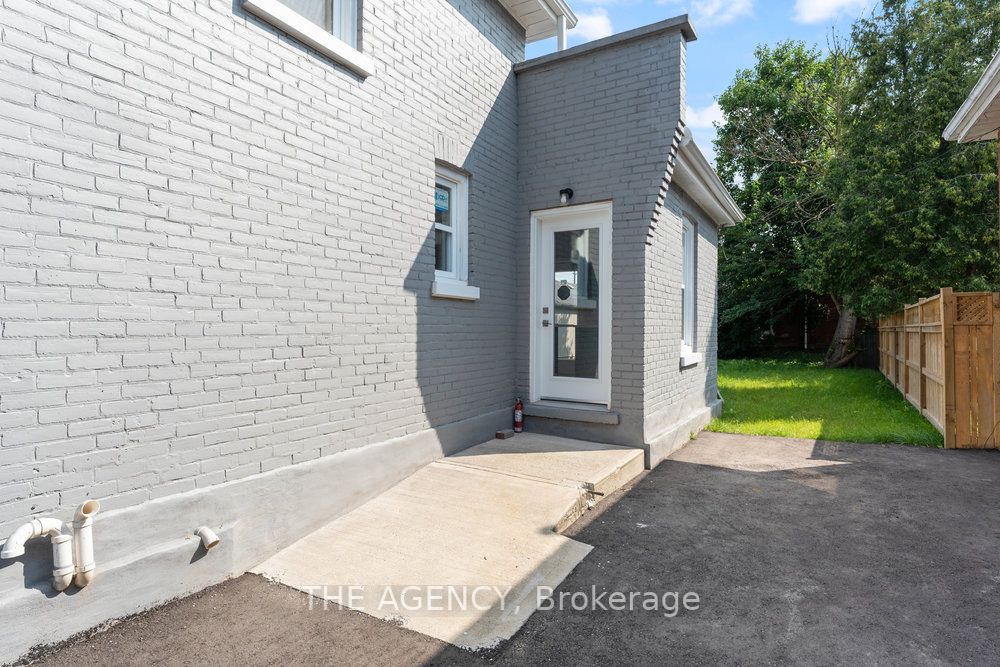 34 Ontario St