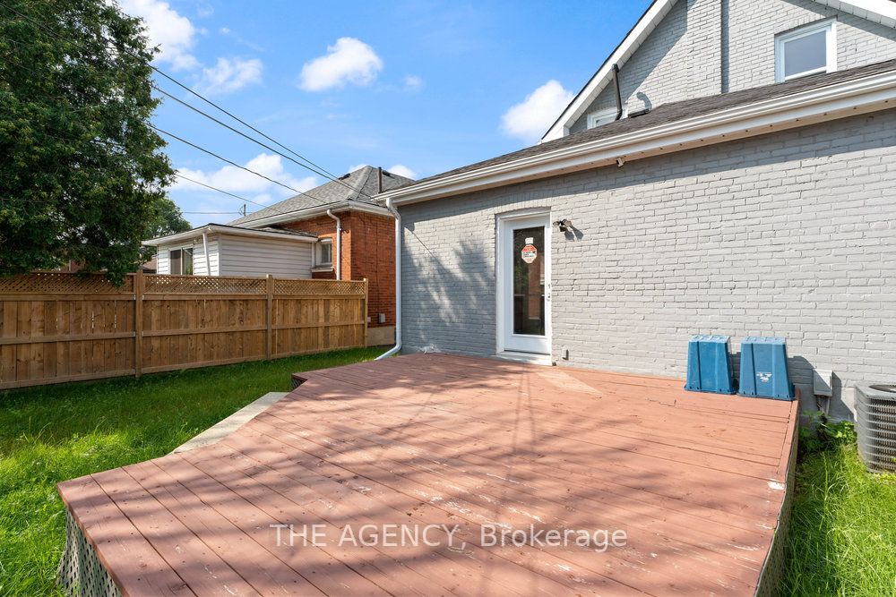 34 Ontario St