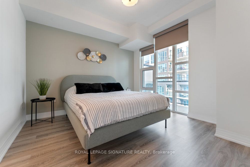 10 Concord Pl, #412