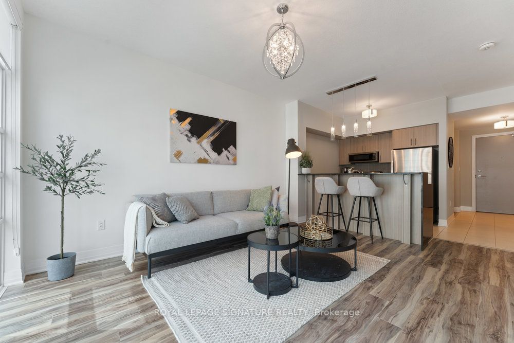 10 Concord Pl, #412