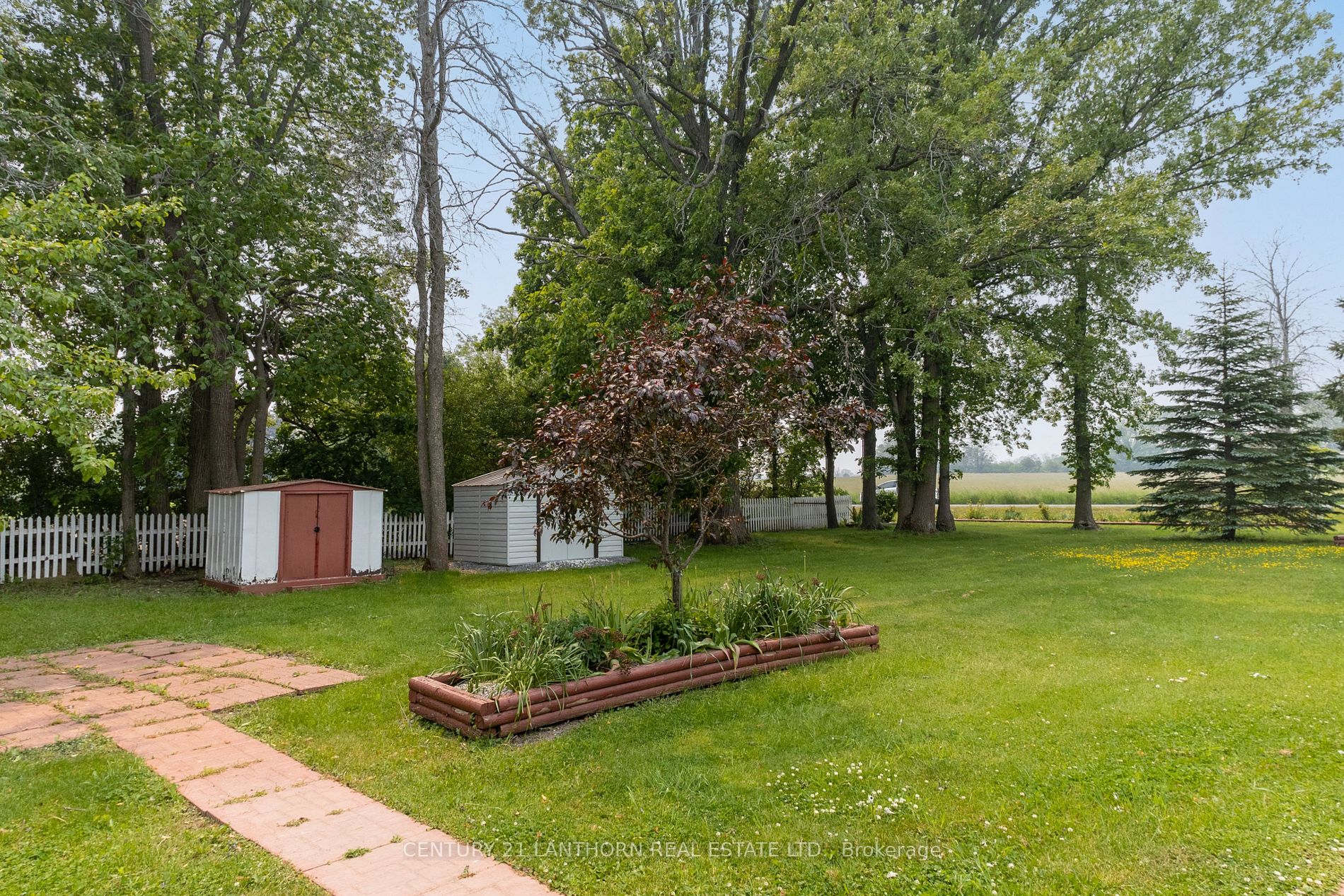 464 Tripp Rd