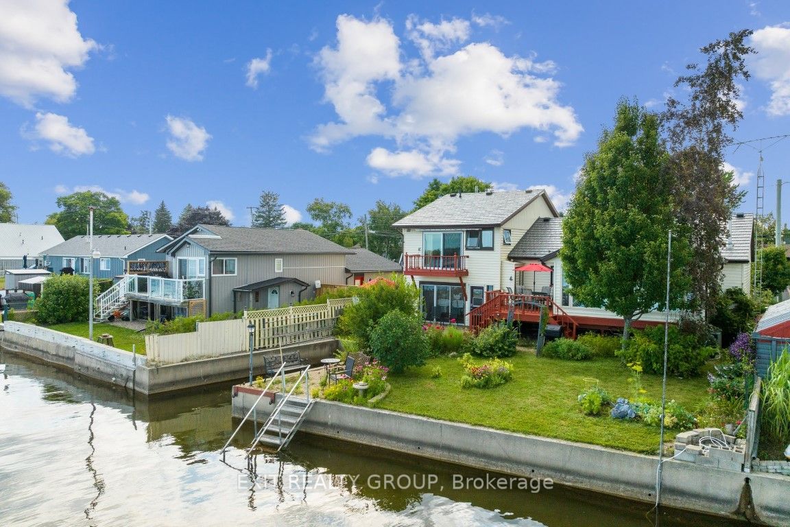 127 Harbour St