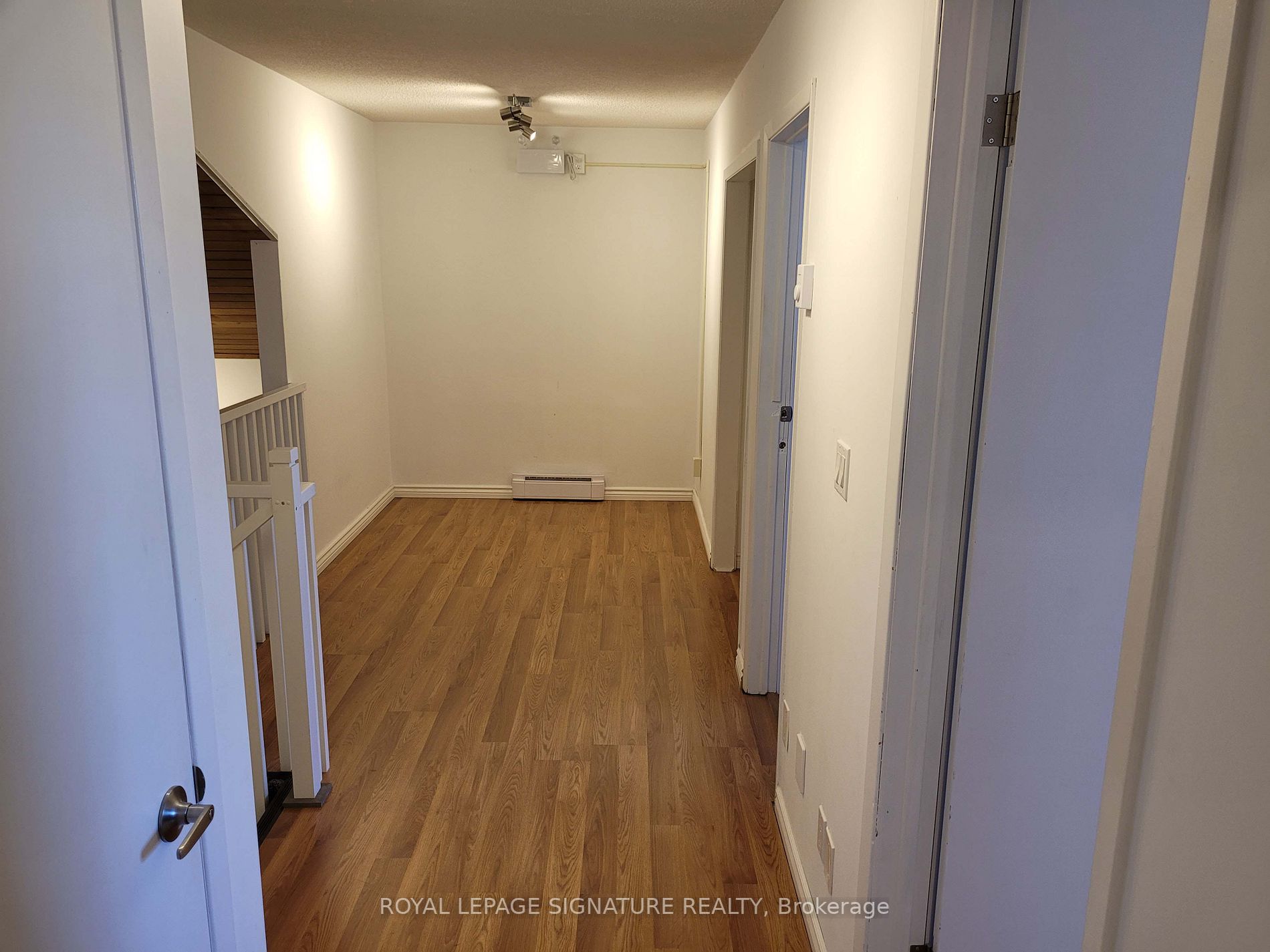 66 Elgin St W