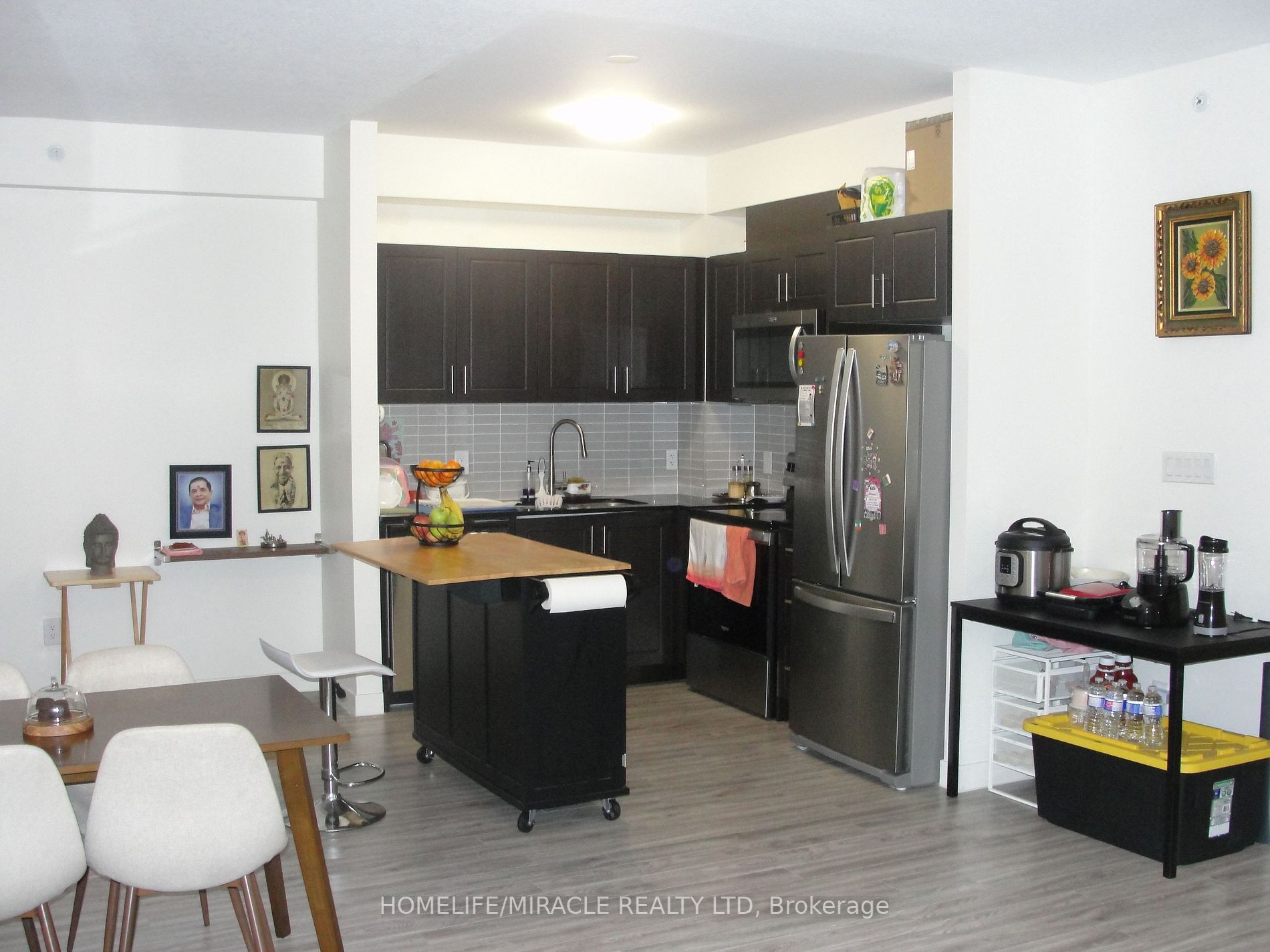 128 King Street N, #702