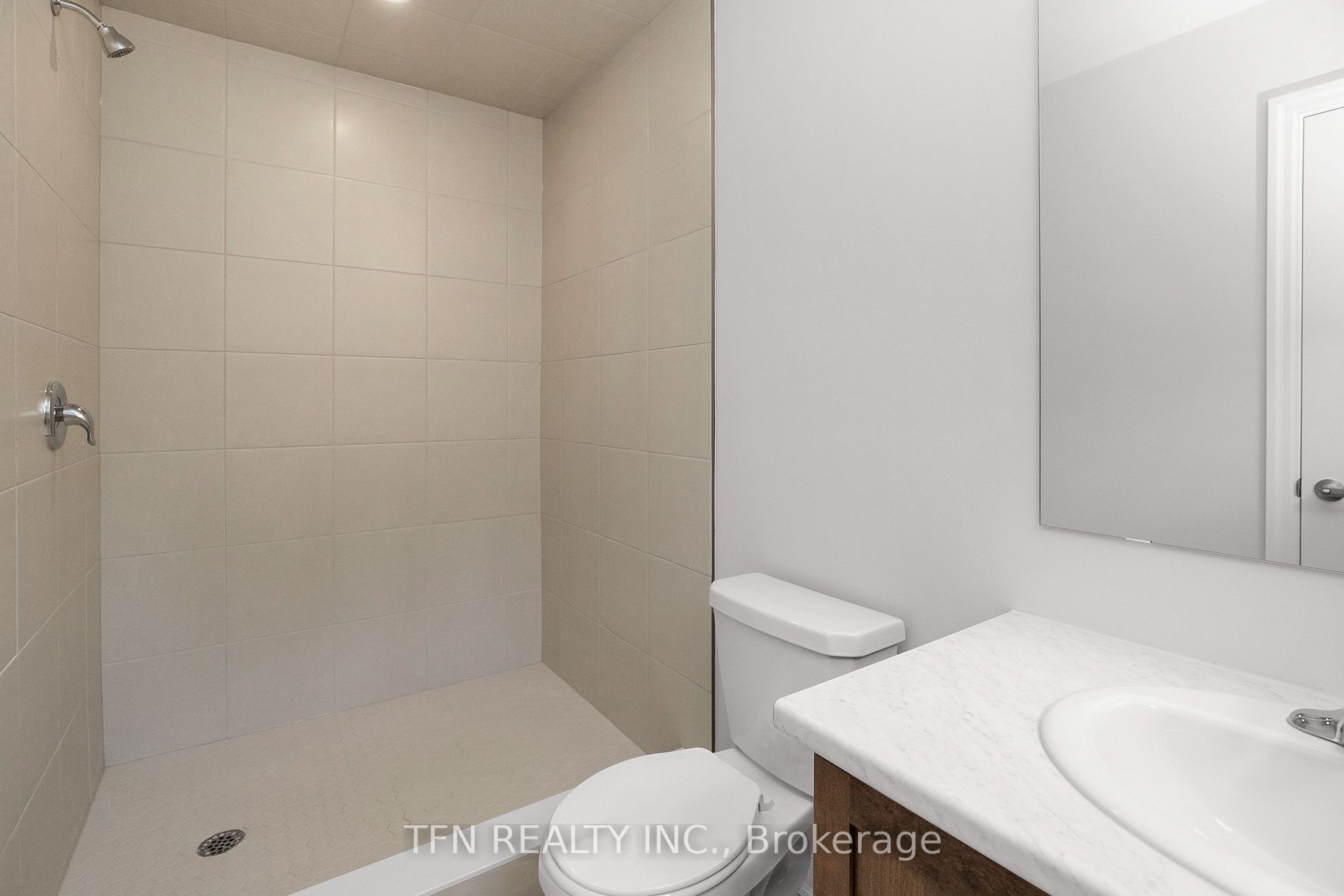 28 Bromley Dr