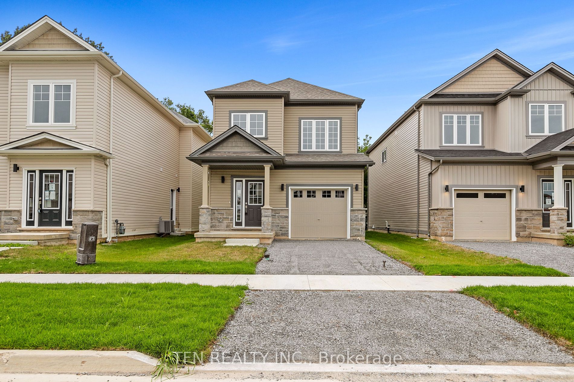 28 Bromley Dr