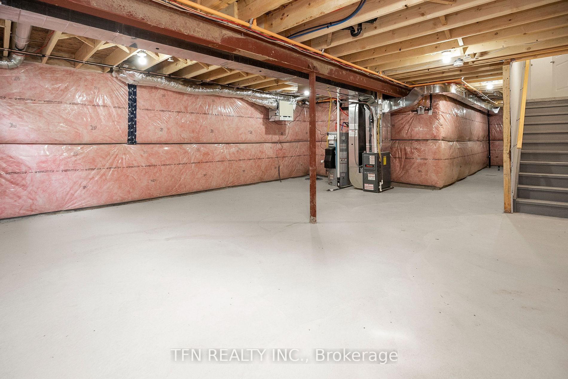 28 Bromley Dr