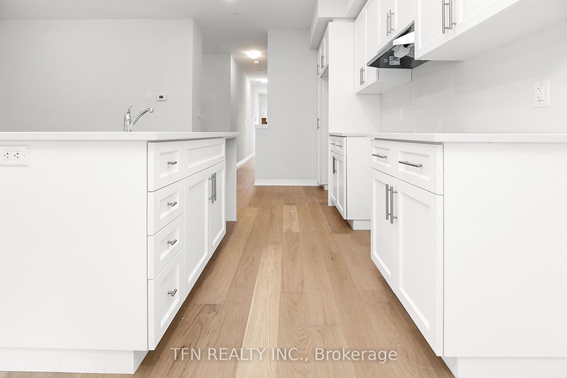 28 Bromley Dr