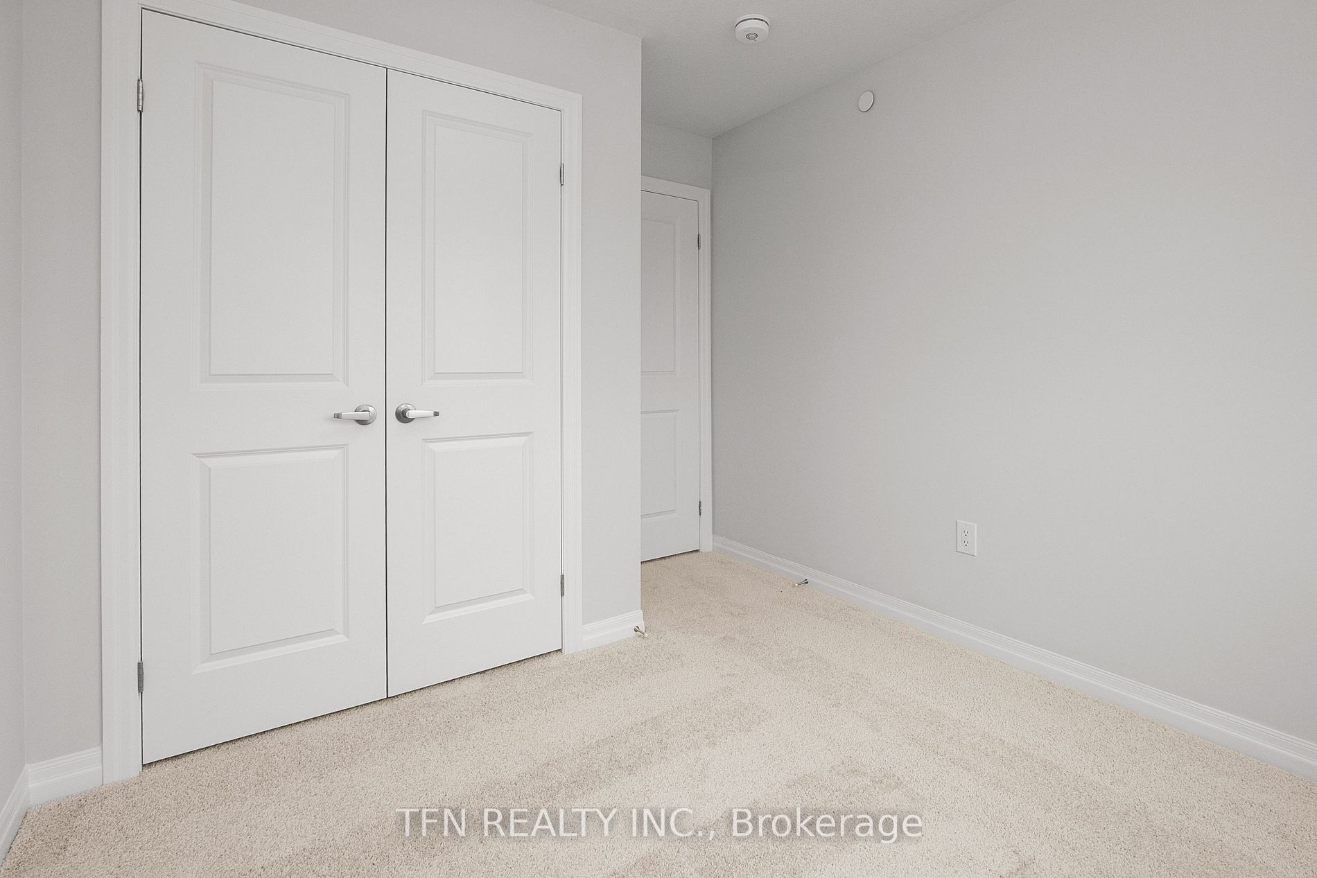 28 Bromley Dr