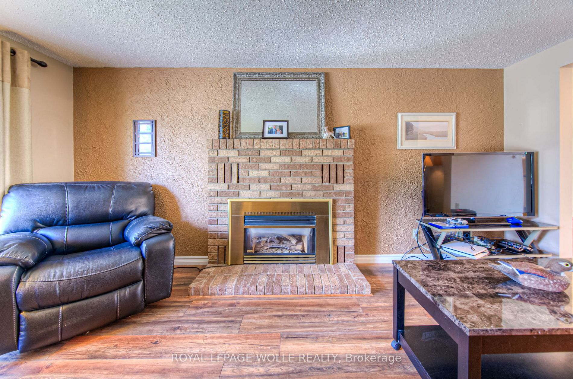106 Millwood Crescent