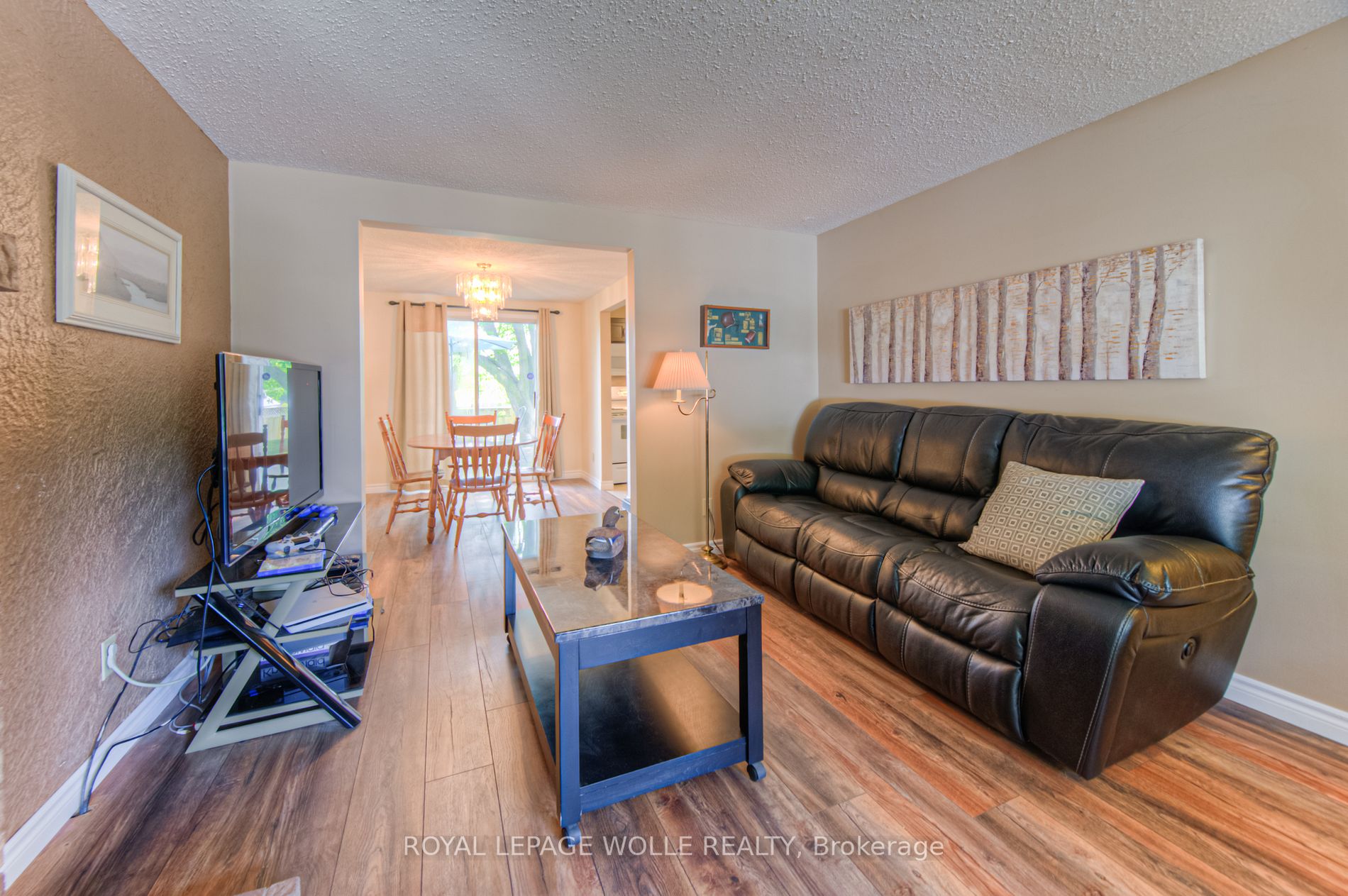106 Millwood Crescent