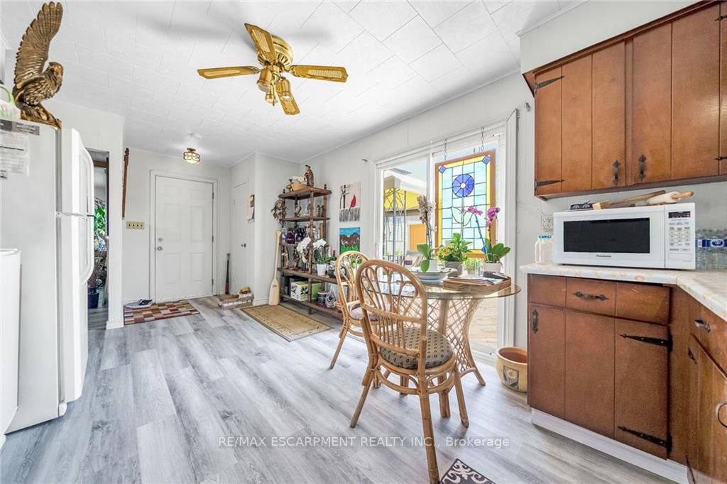 103 Cedar Dr