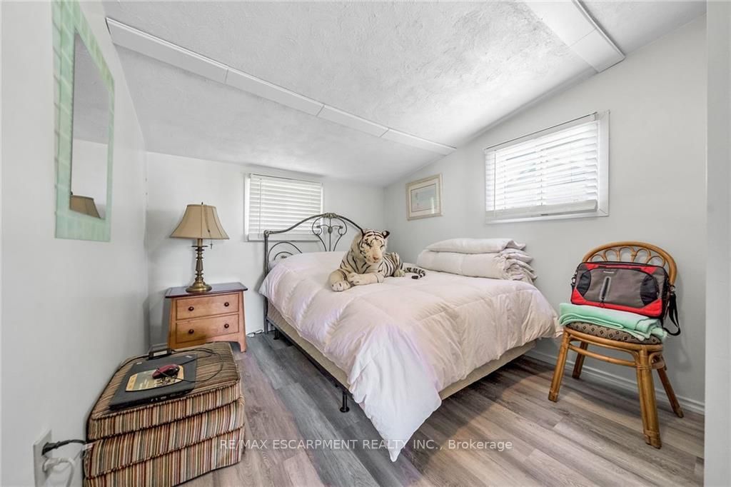 103 Cedar Dr
