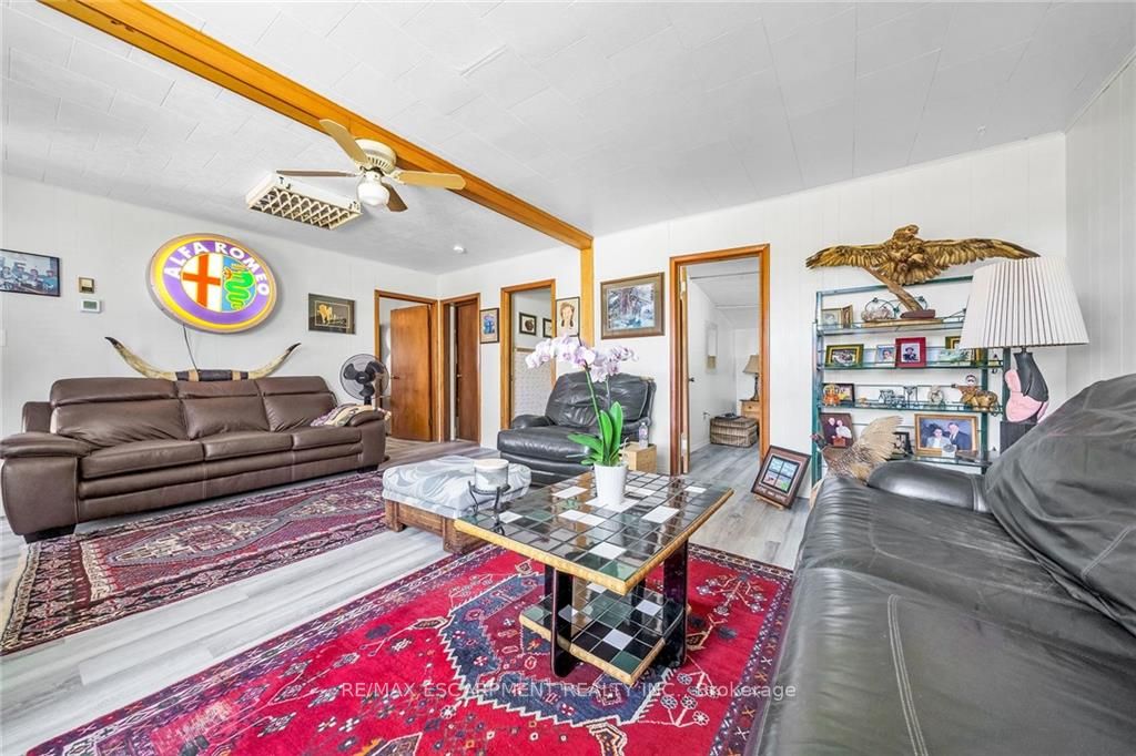 103 Cedar Dr