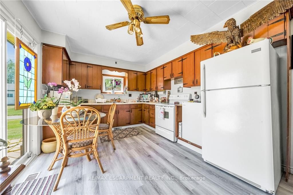 103 Cedar Dr