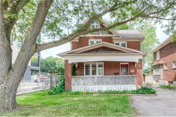 36 Union St E, Waterloo