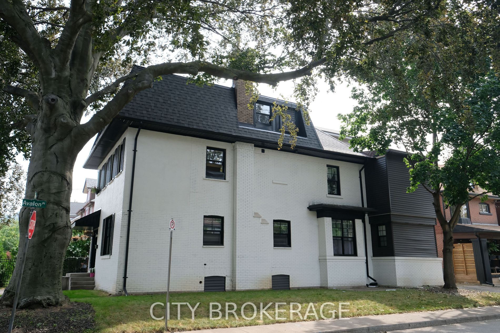 28 Burris Street