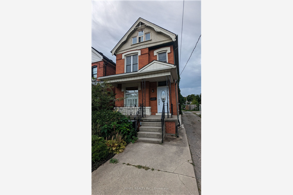 76 Simcoe St E, Hamilton