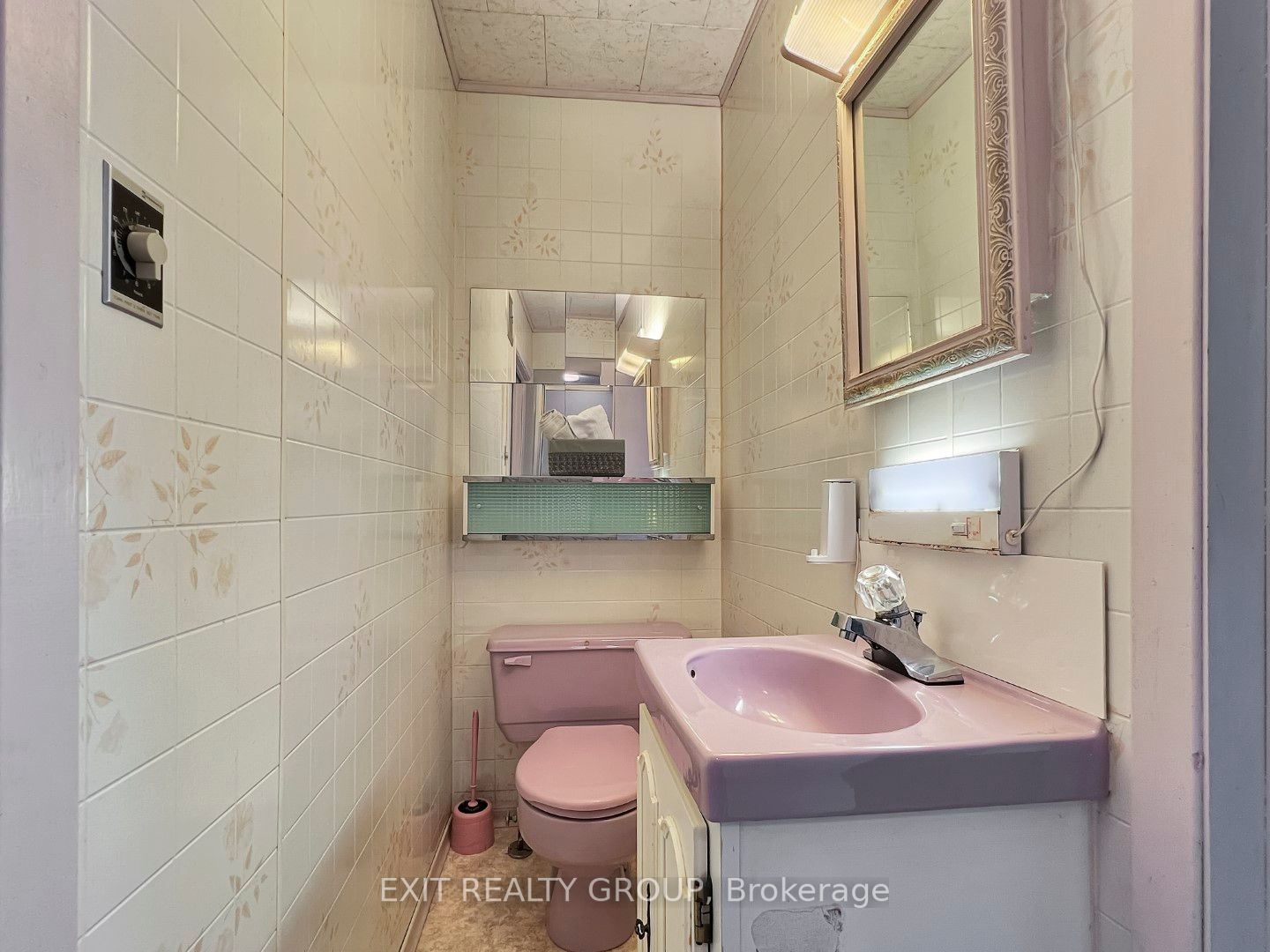 13 Howard Cres