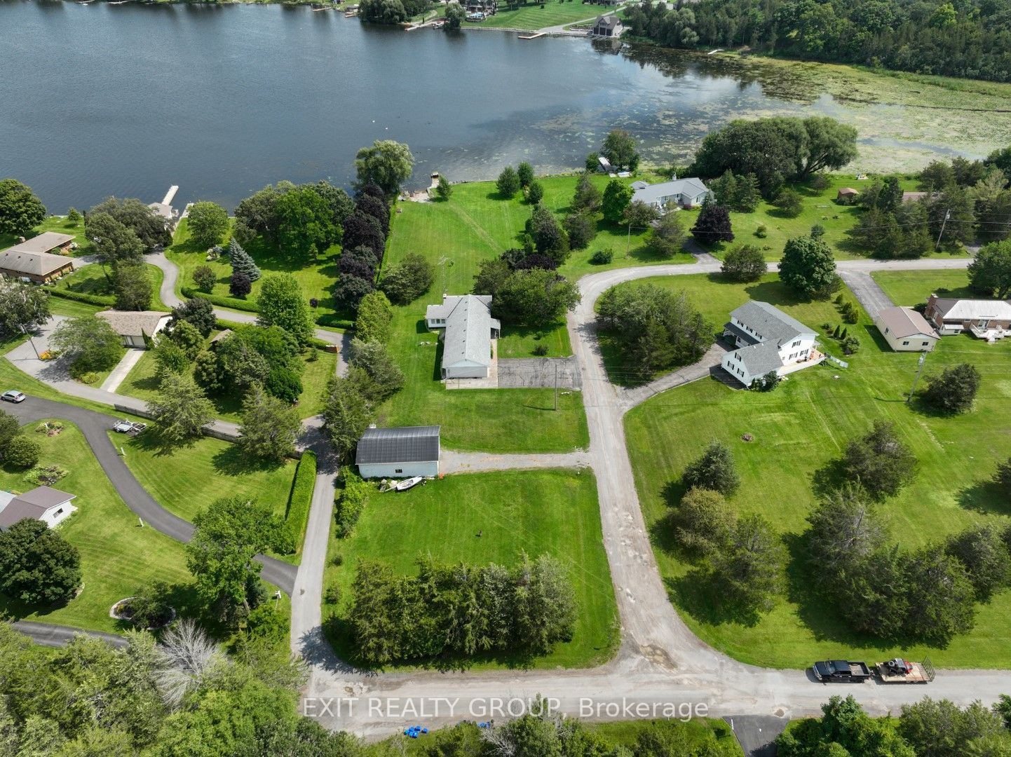 13 Howard Cres