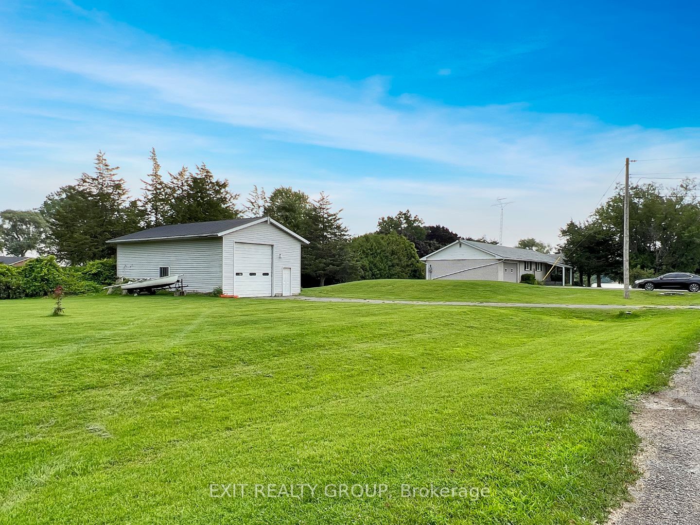 13 Howard Cres