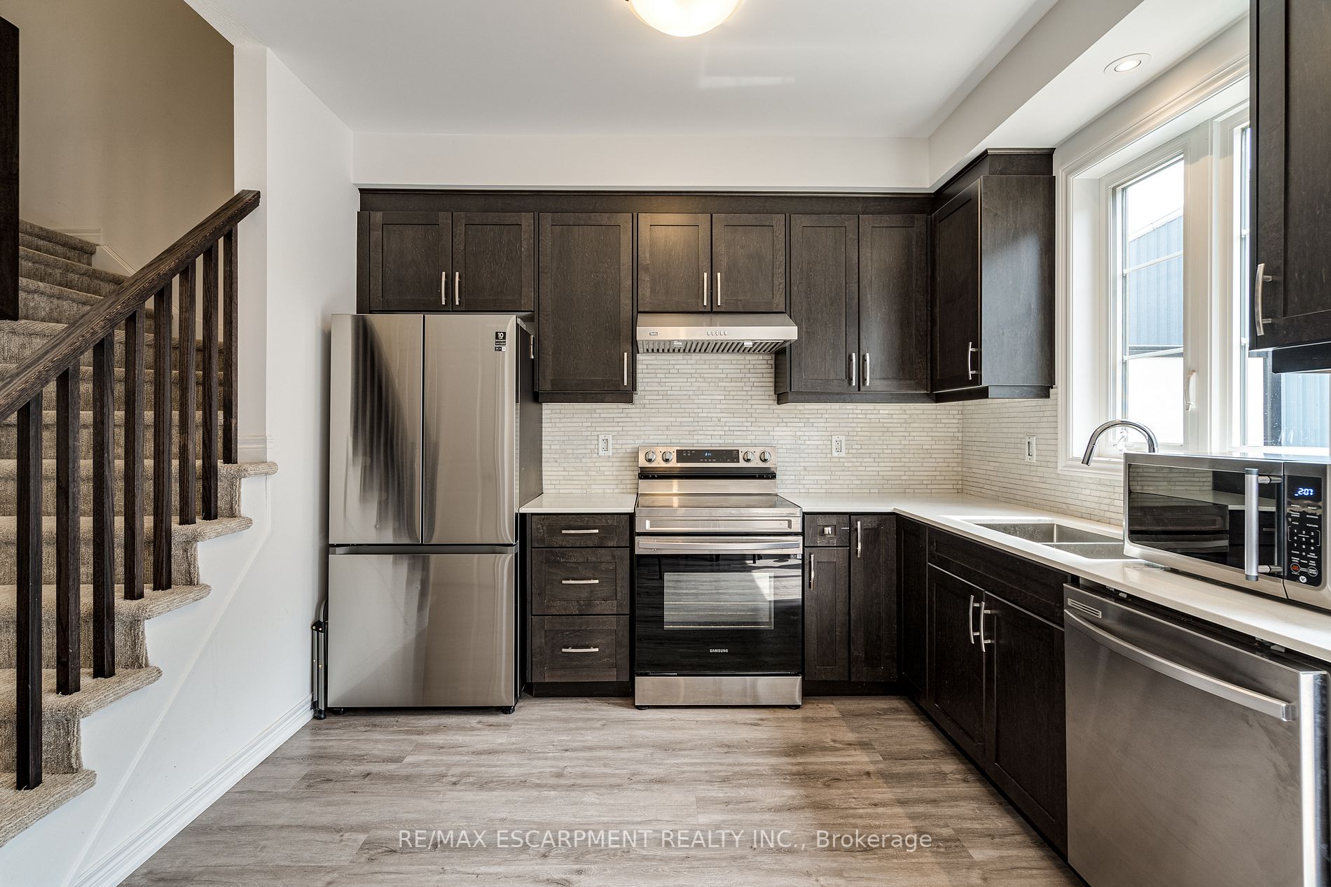 575 Woodward Ave, #90