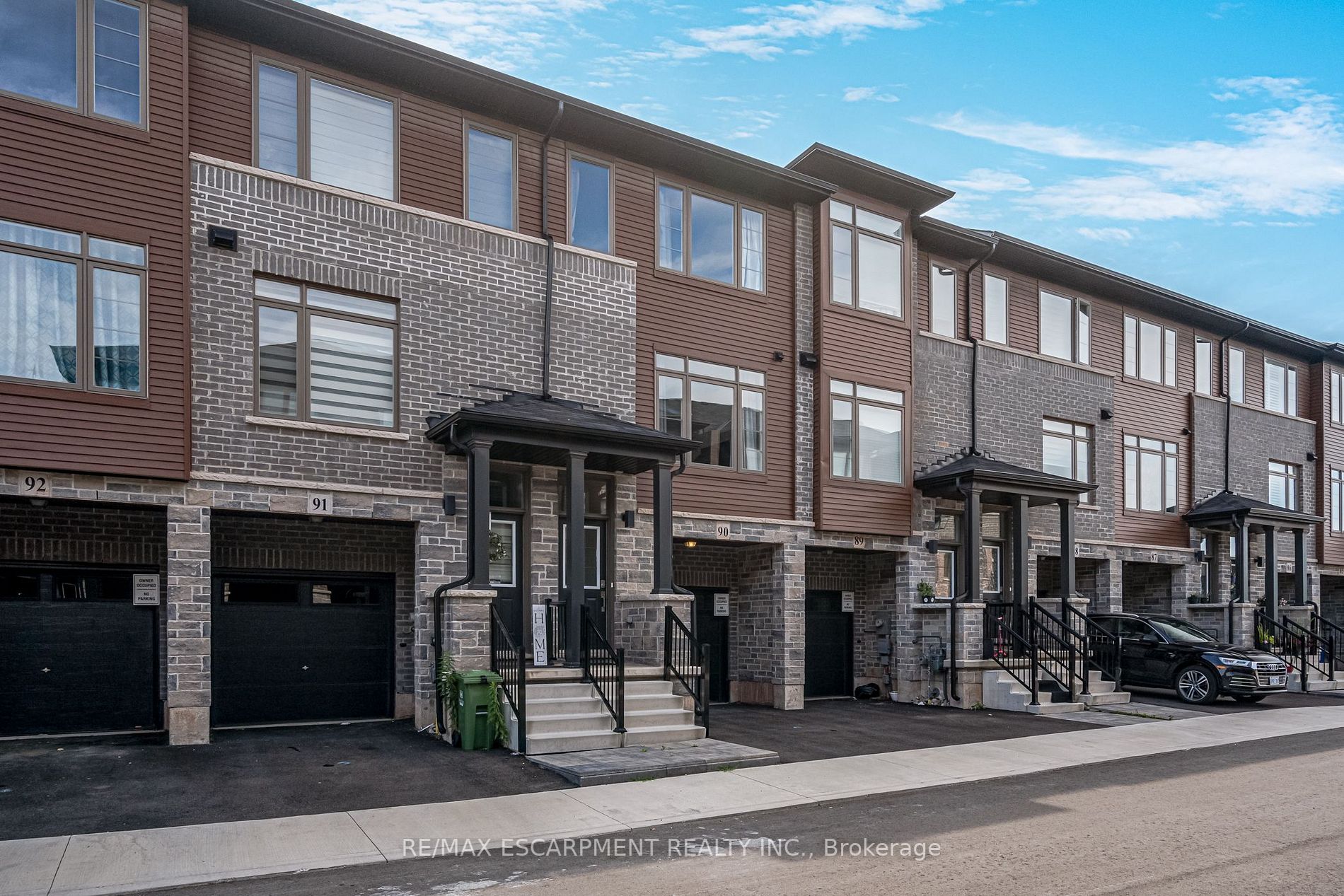 575 Woodward Ave, #90