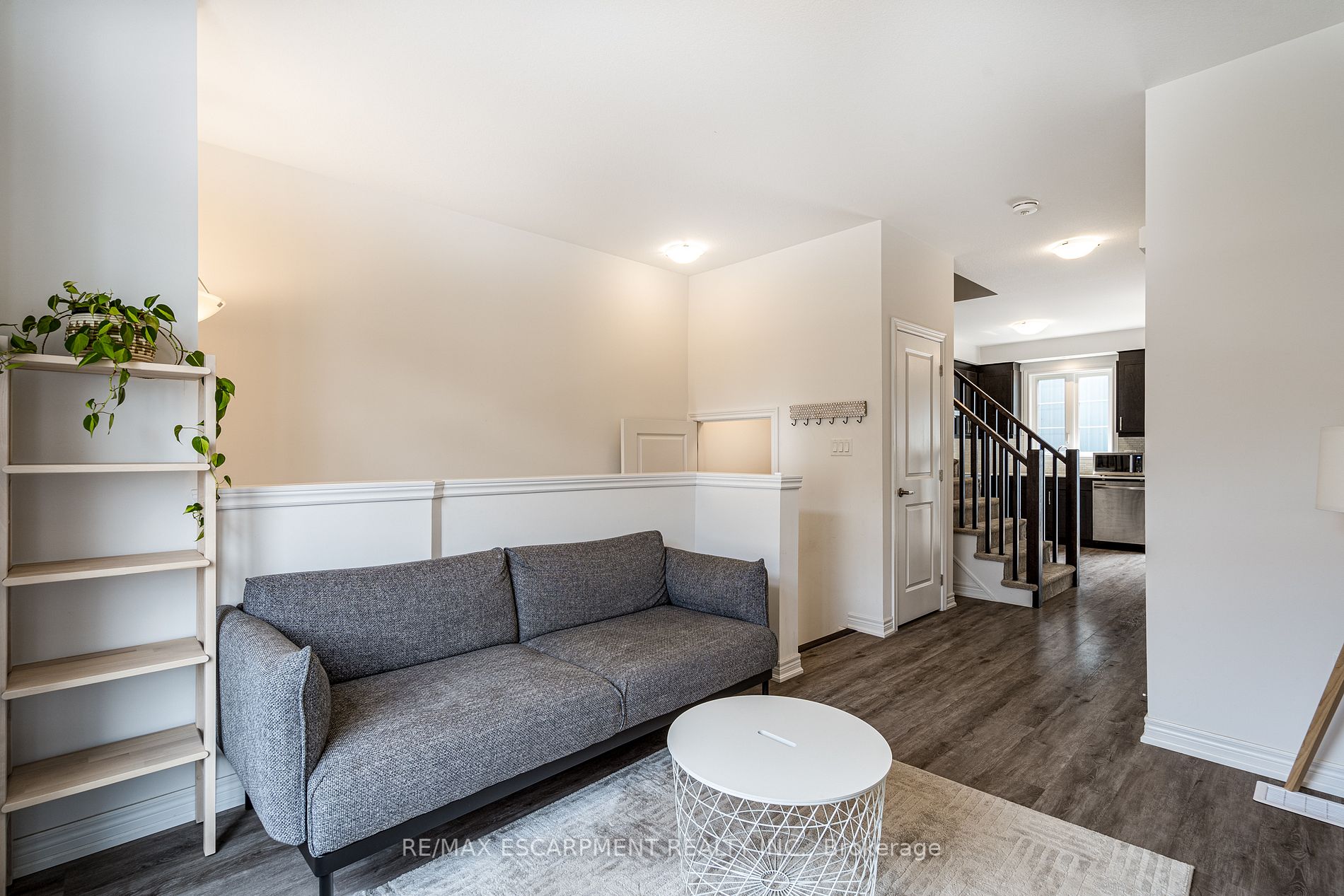 575 Woodward Ave, #90