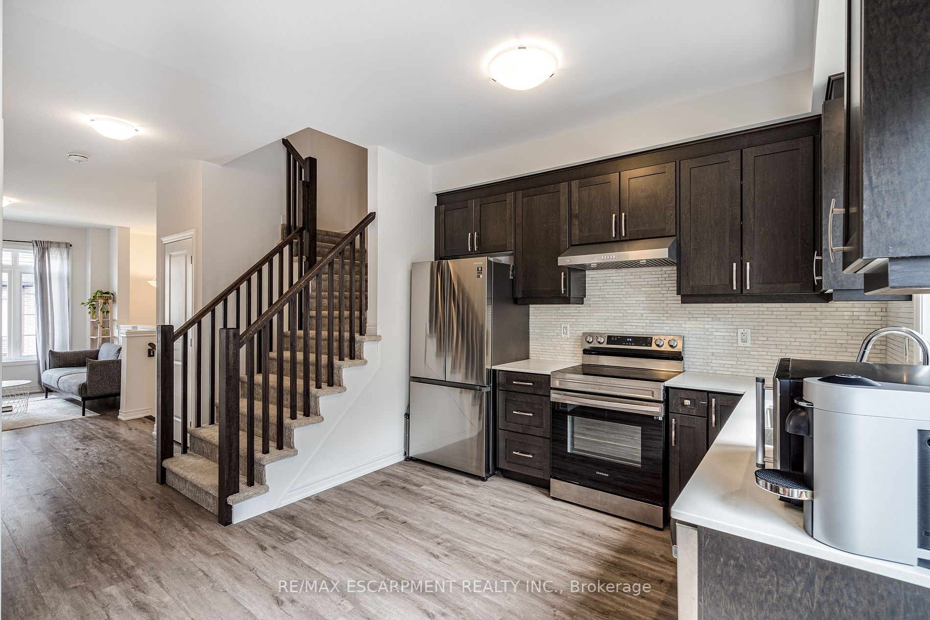 575 Woodward Ave, #90