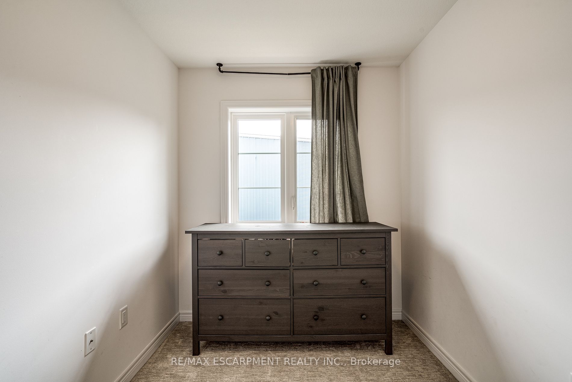 575 Woodward Ave, #90