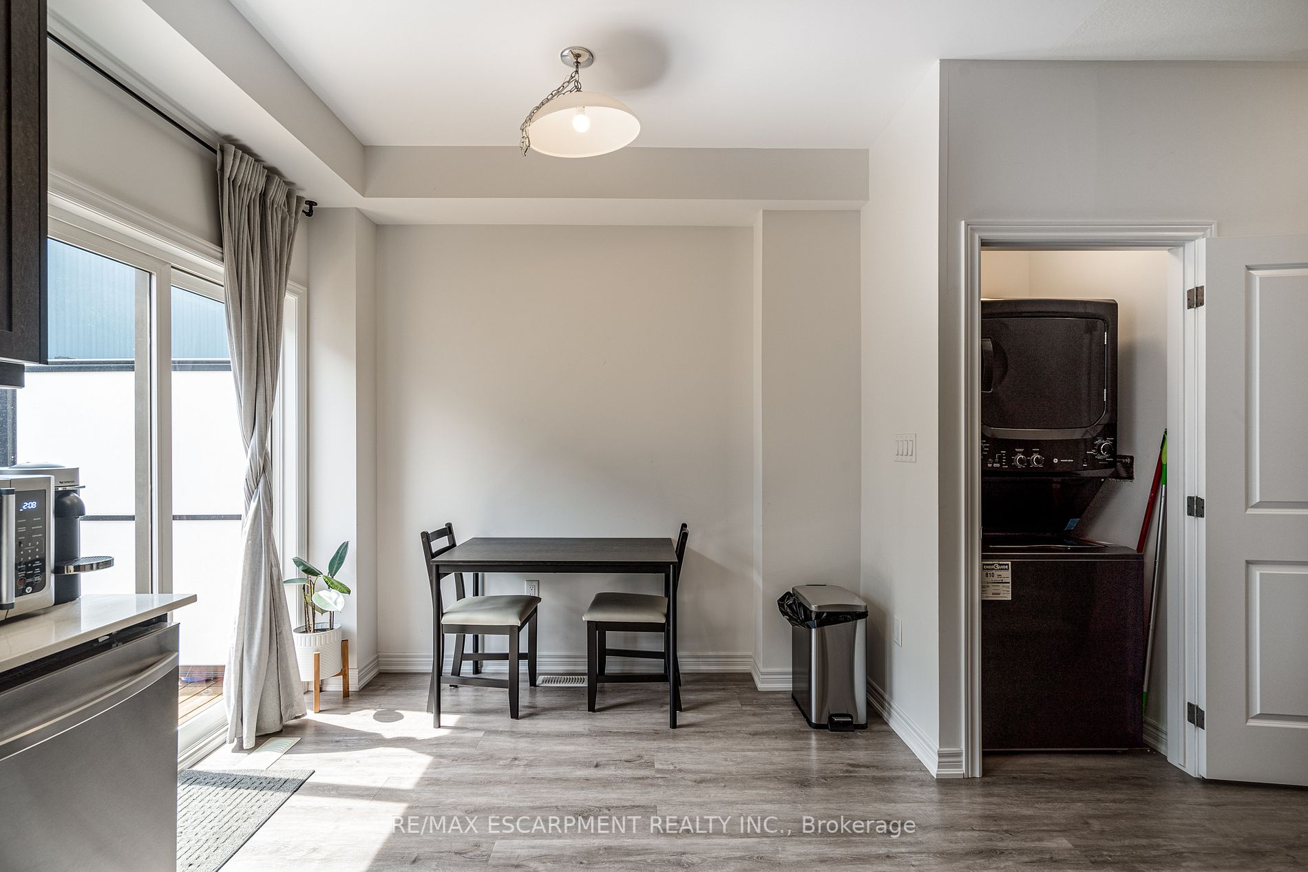 575 Woodward Ave, #90