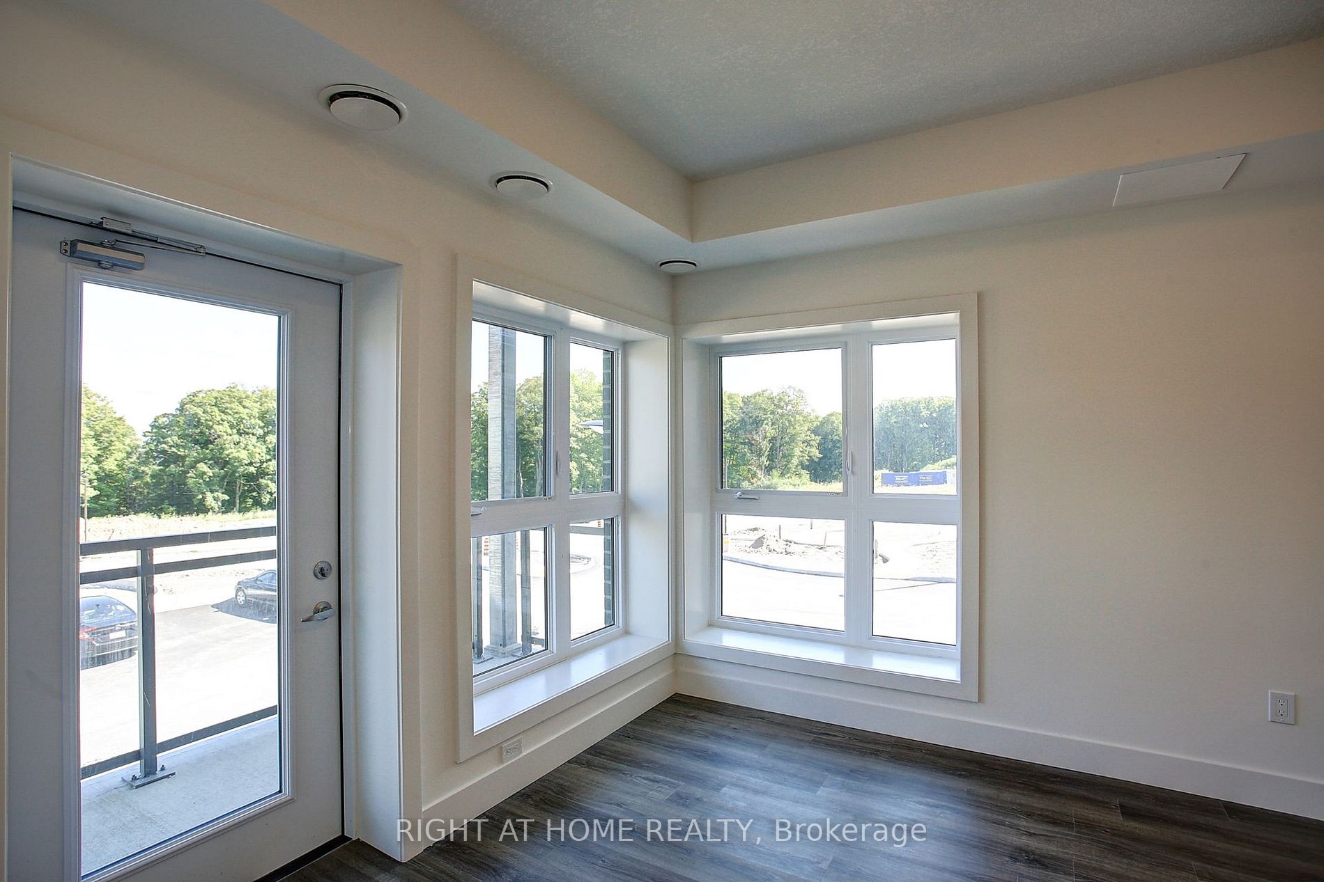 1201 Lackner Place N, #205