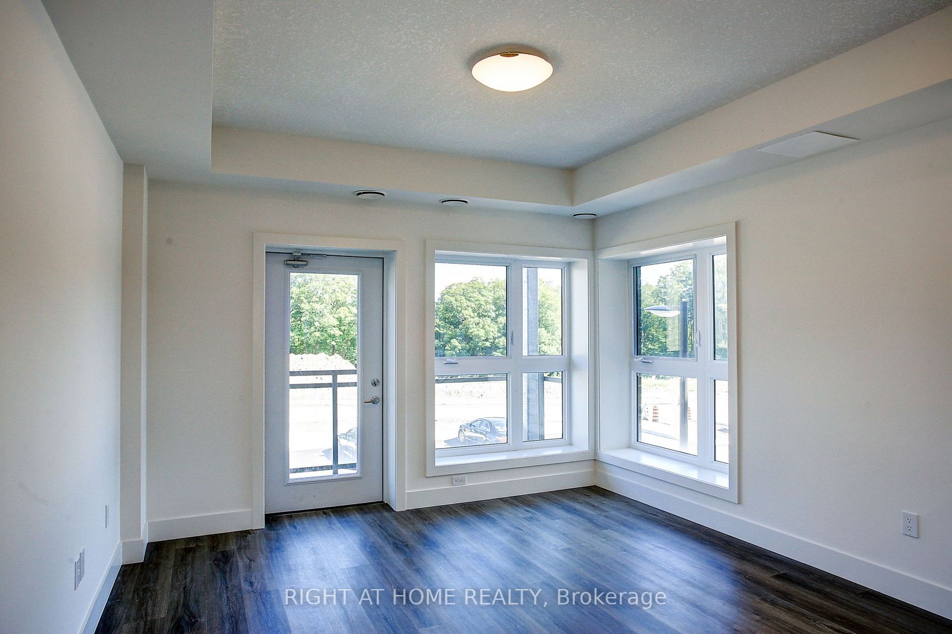 1201 Lackner Place N, #205