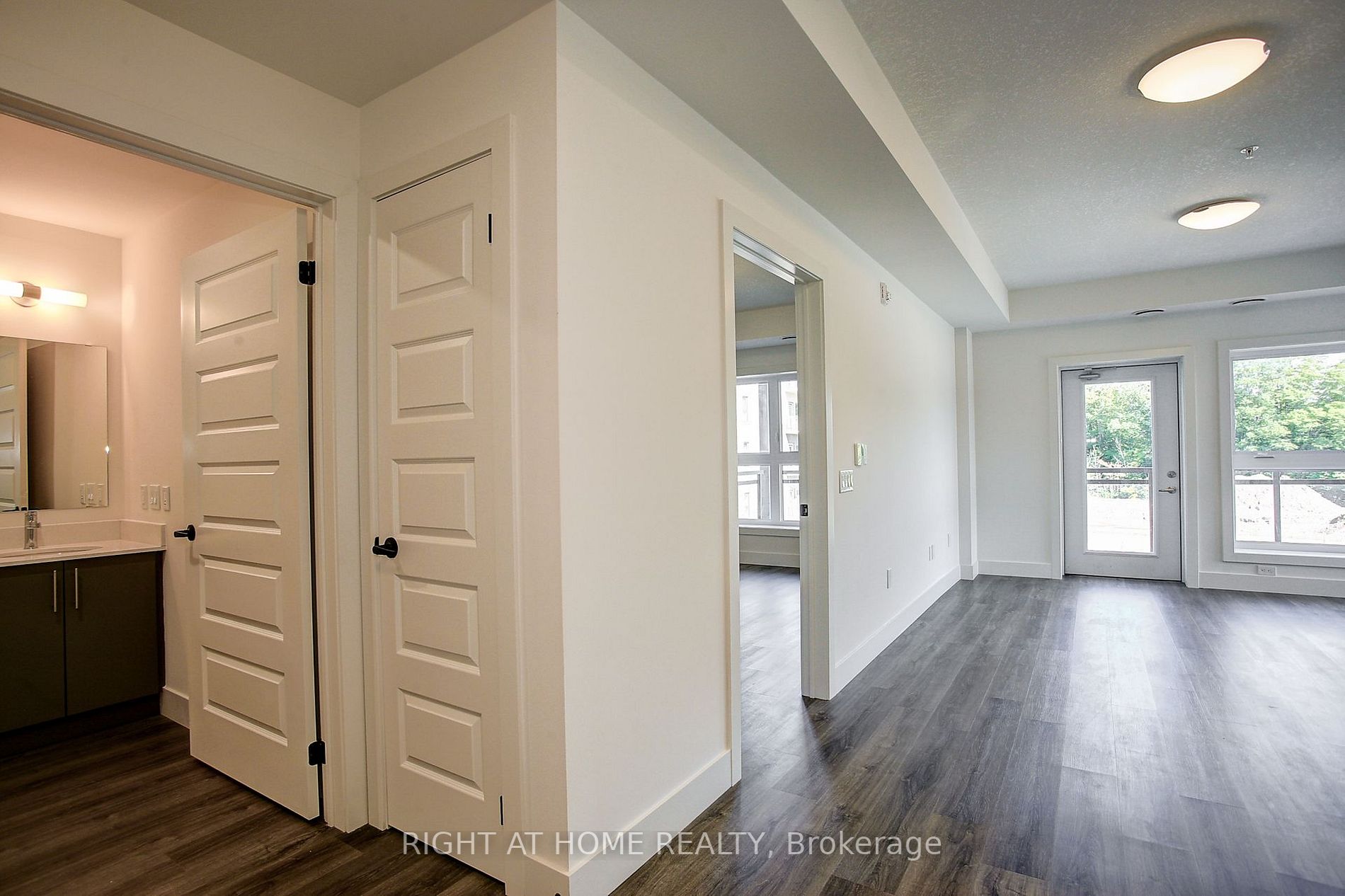 1201 Lackner Place N, #205