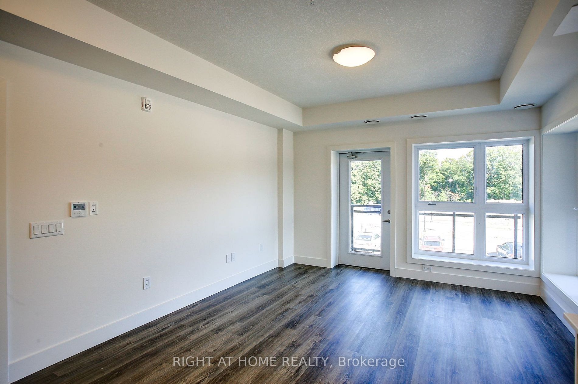 1201 Lackner Place N, #205