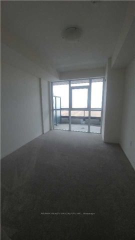 560 North Service Rd, #407
