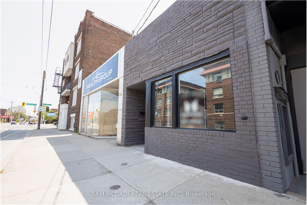 728 Main St E, Hamilton