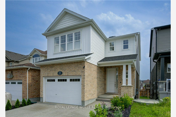 18 Grand Flats Tr, Kitchener