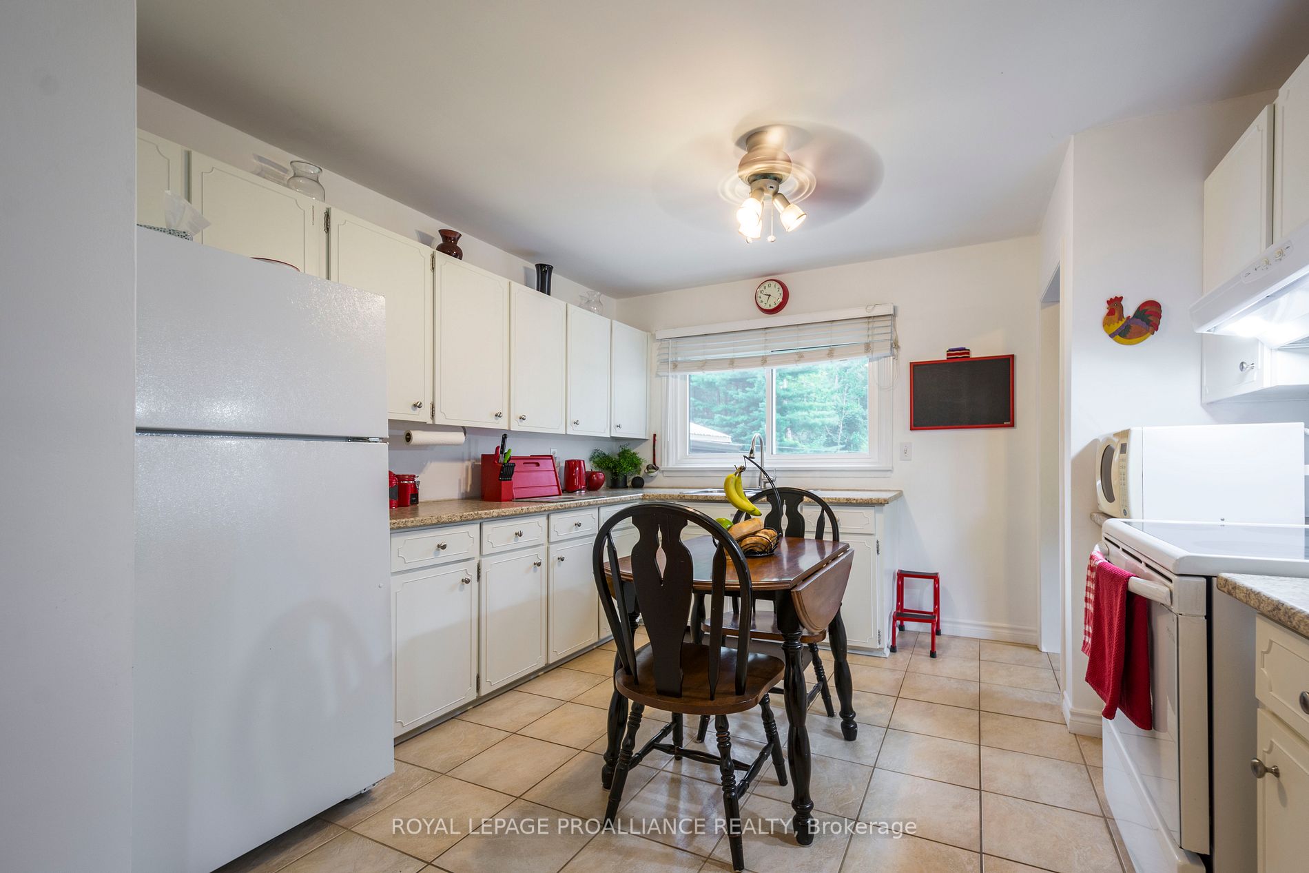 190 Gardenville Rd
