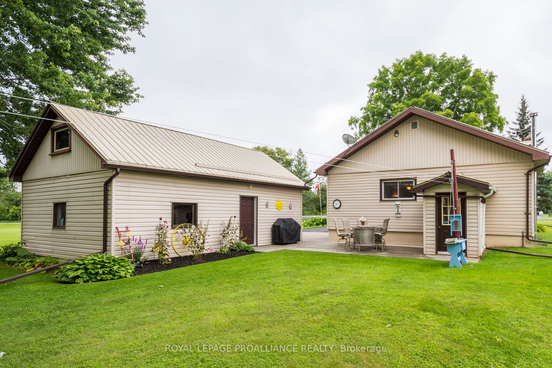 190 Gardenville Rd