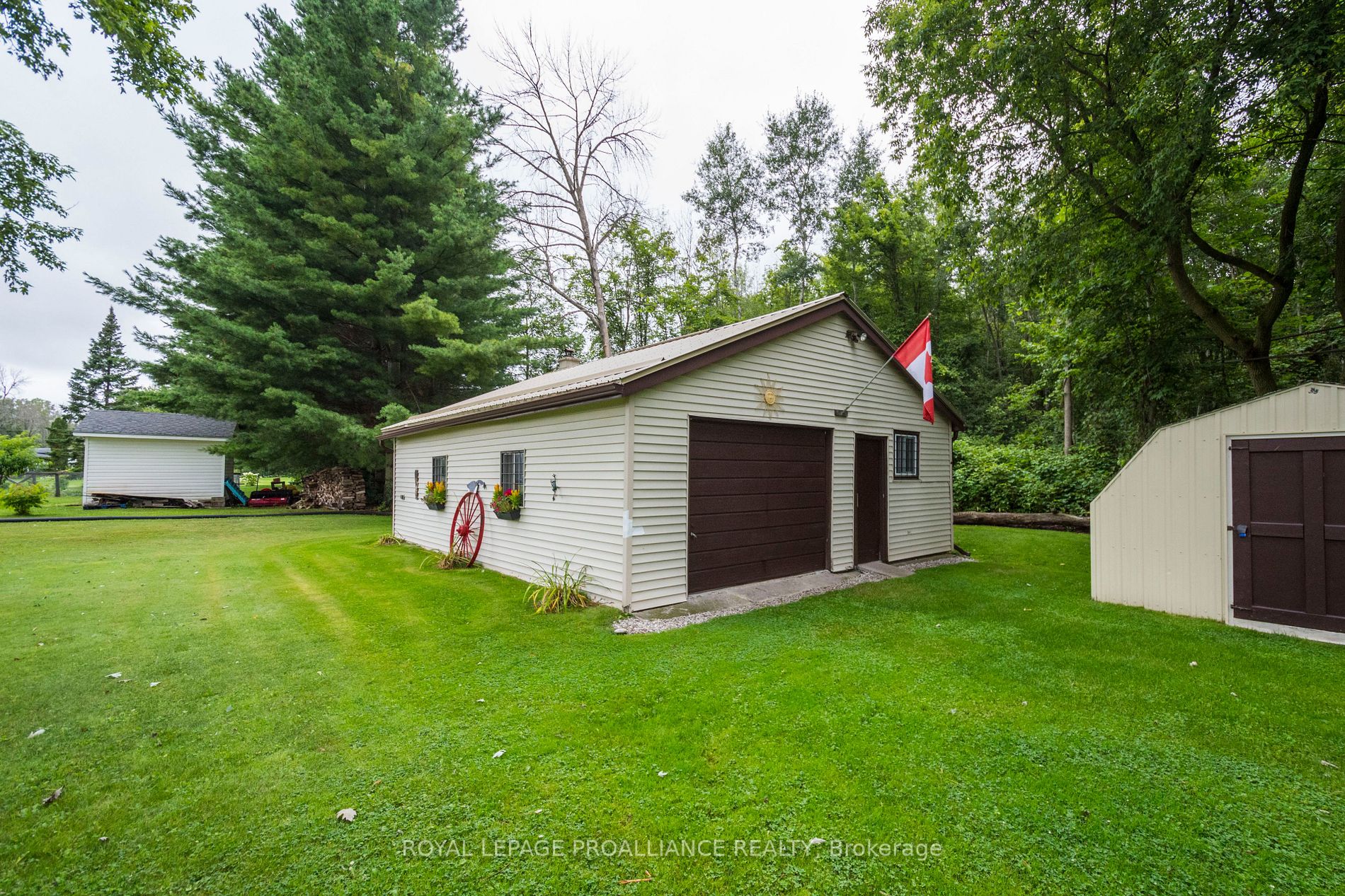 190 Gardenville Rd