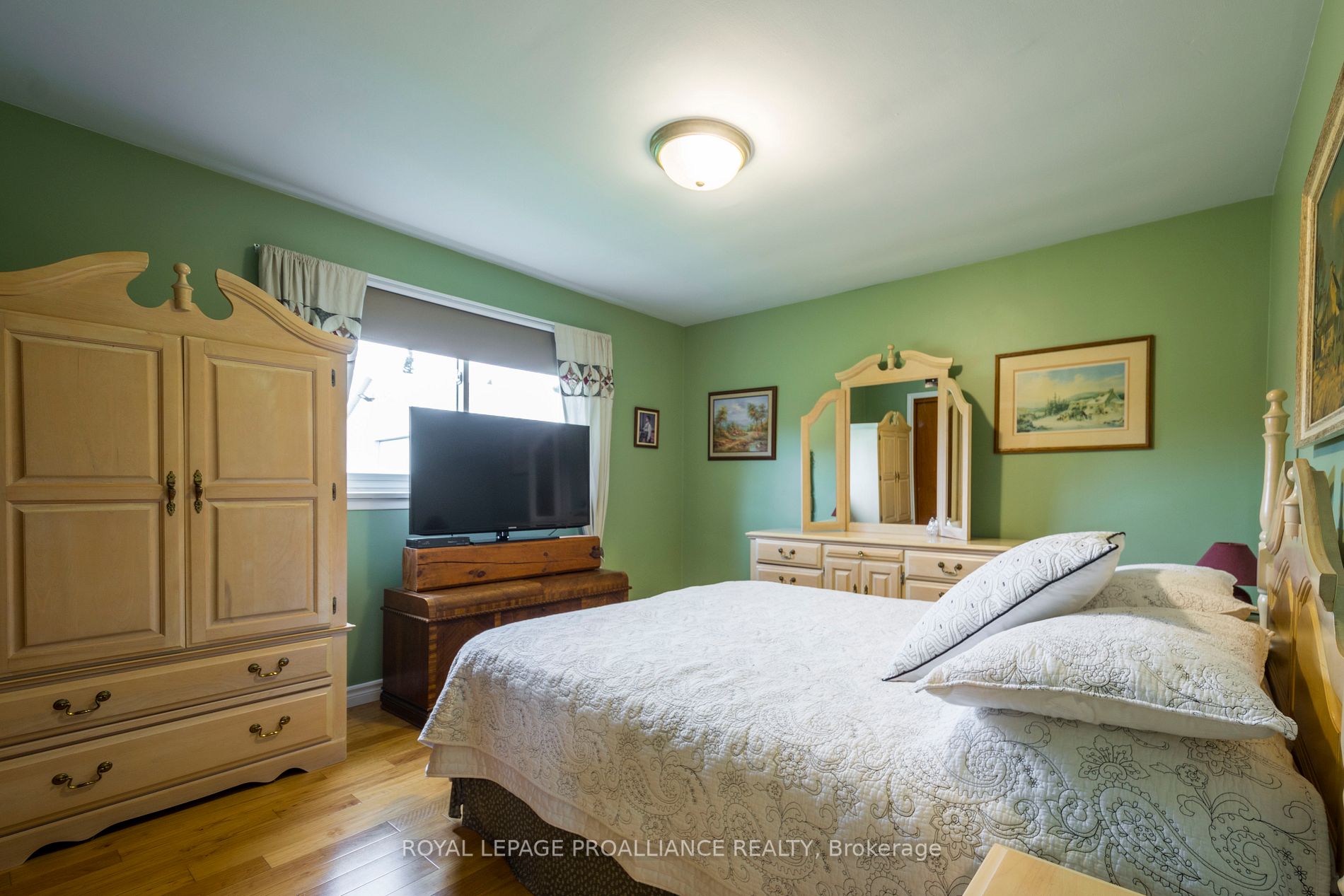190 Gardenville Rd