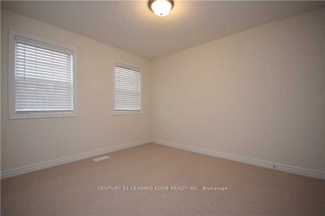 114 Rothwell Gdns
