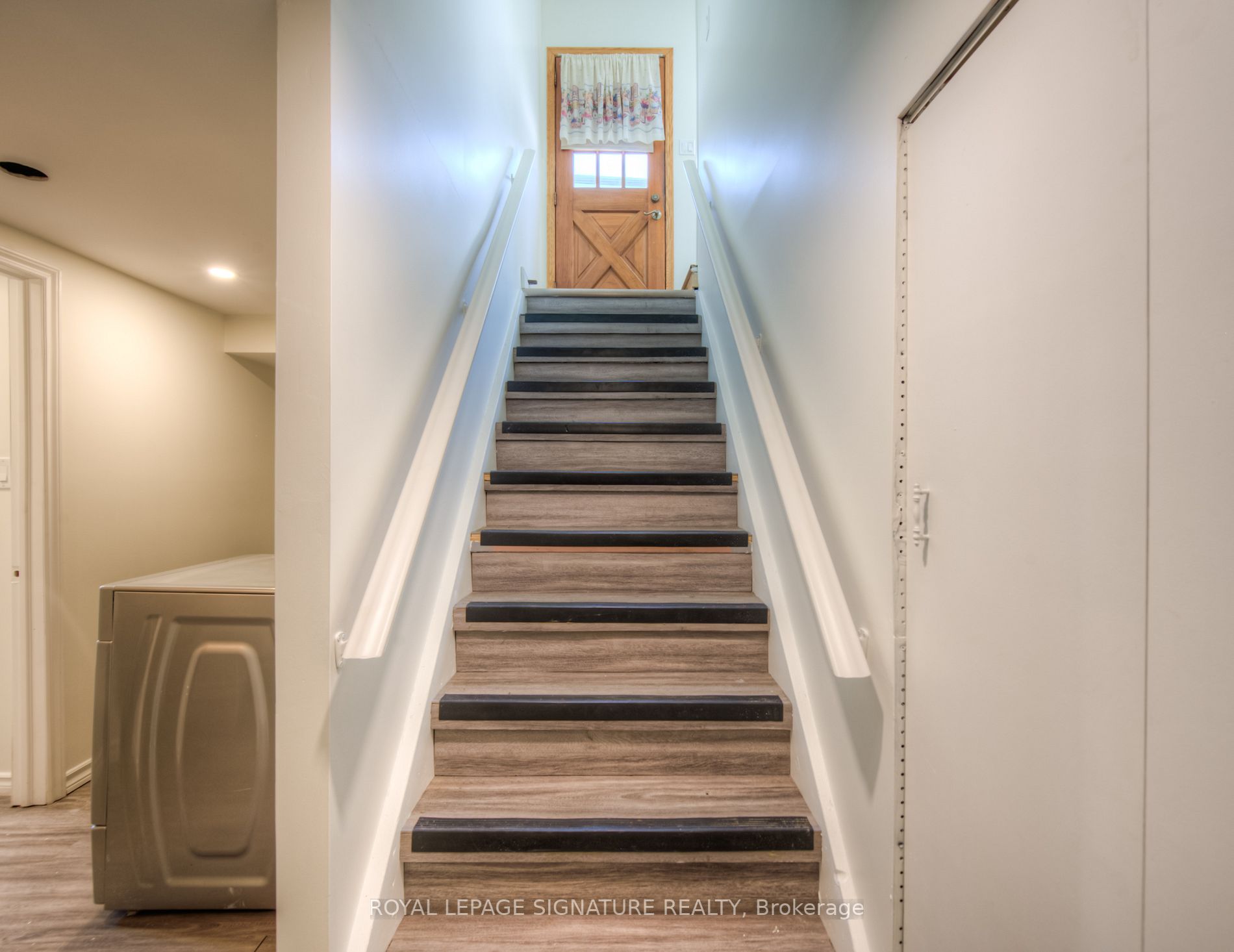 205 Bonaventure Drive