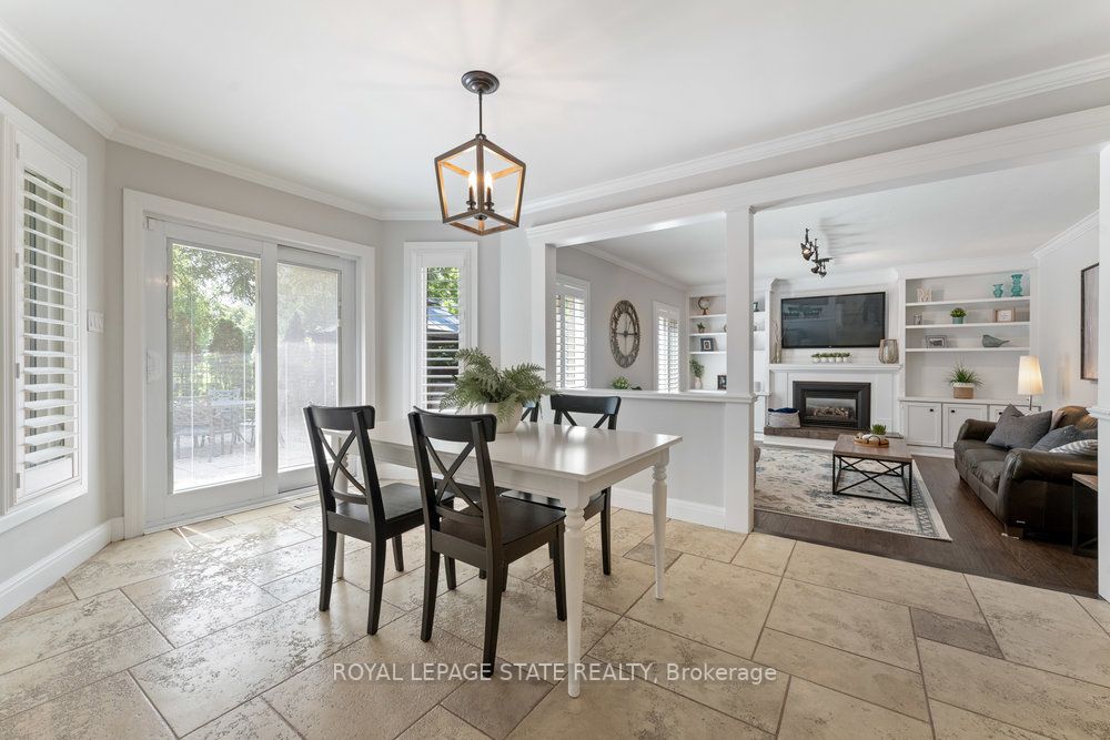 96 Deerview Pl