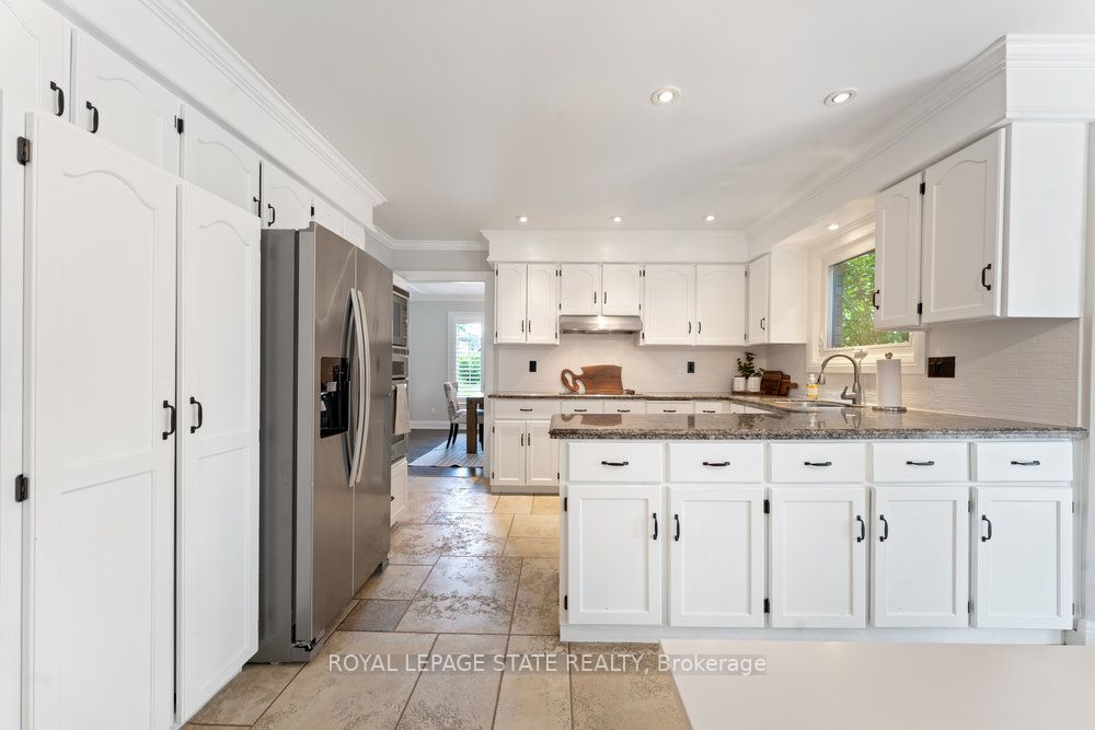 96 Deerview Pl