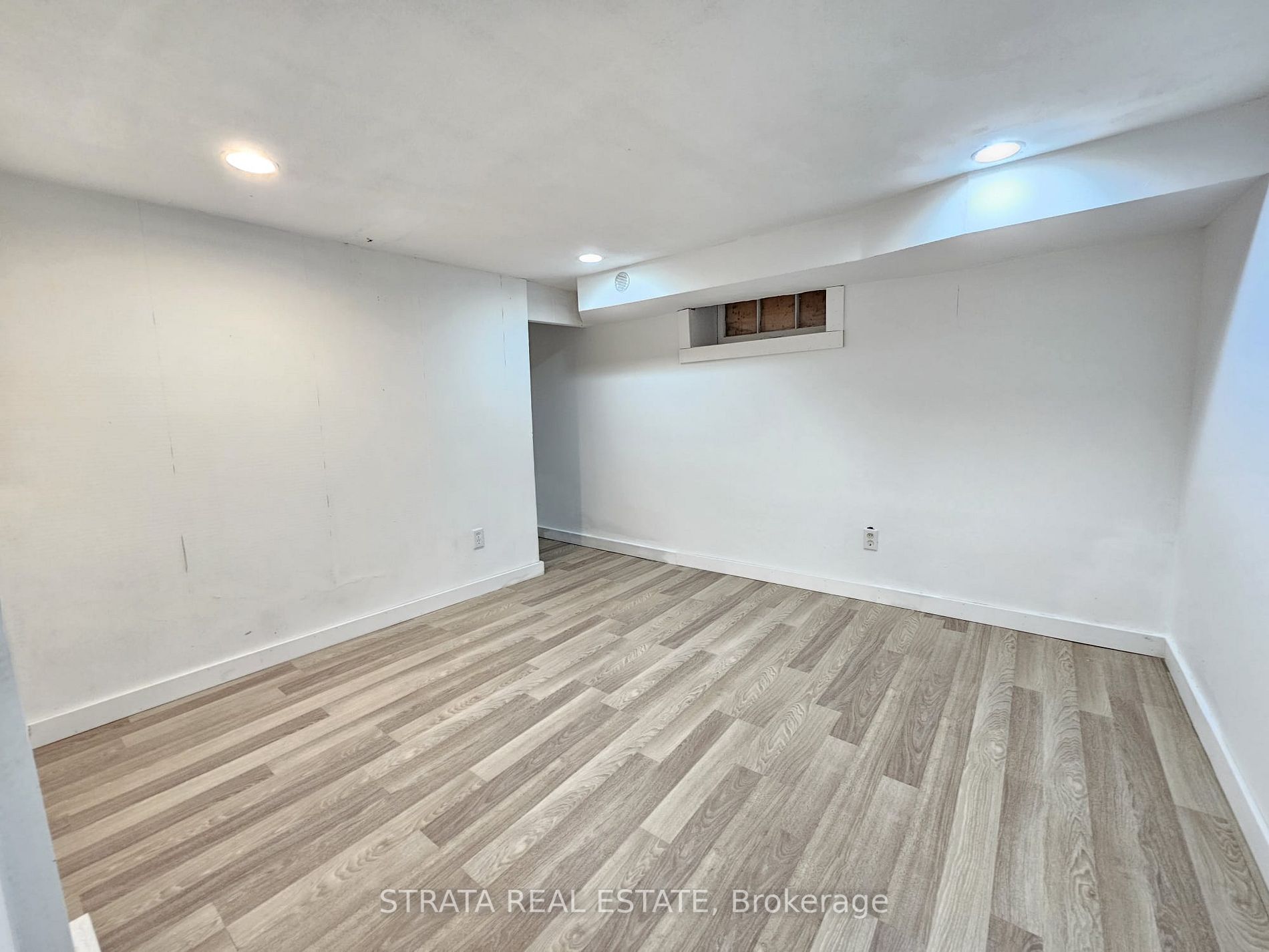 Listing X6732778 - Large Photo # 16