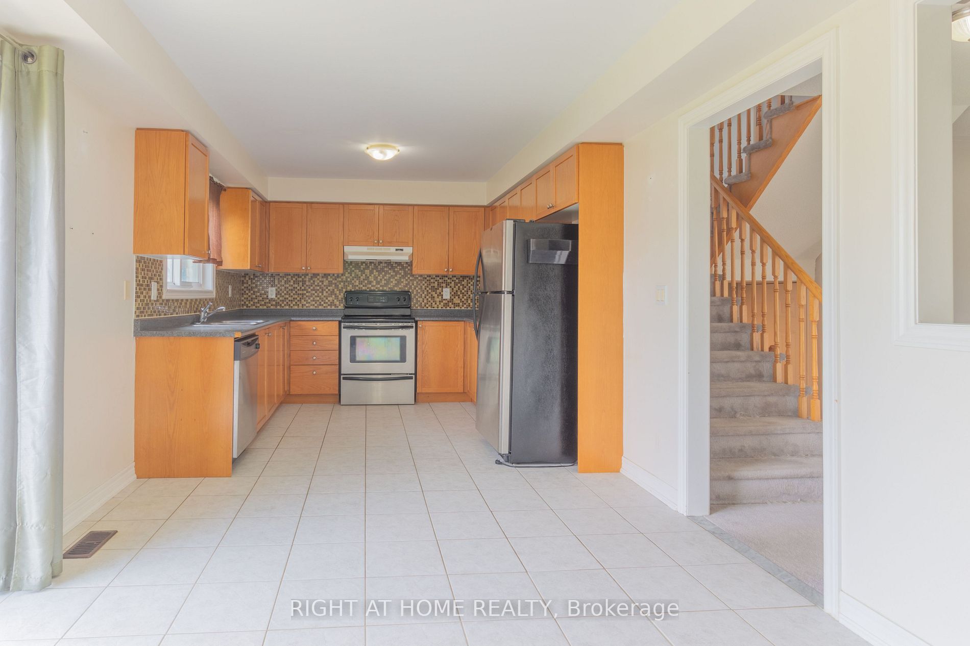 415 Orvis Crescent