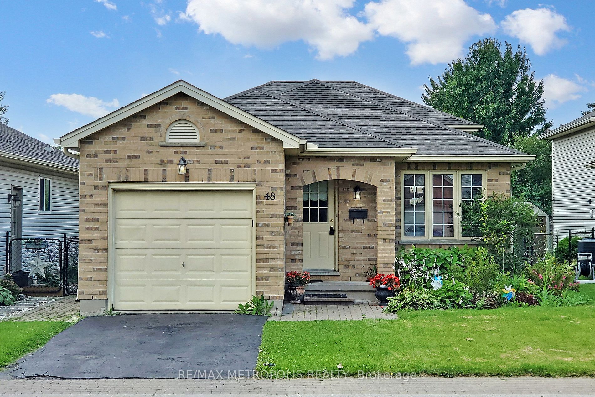 325 Lighthouse Road, #48