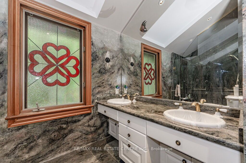 15 River Bluff Path